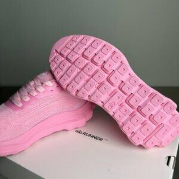 ALO Yoga Vibrant Pink Athletic Shoes - Picture 3 of 5